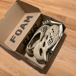 Yeezy foam runner barely worn.